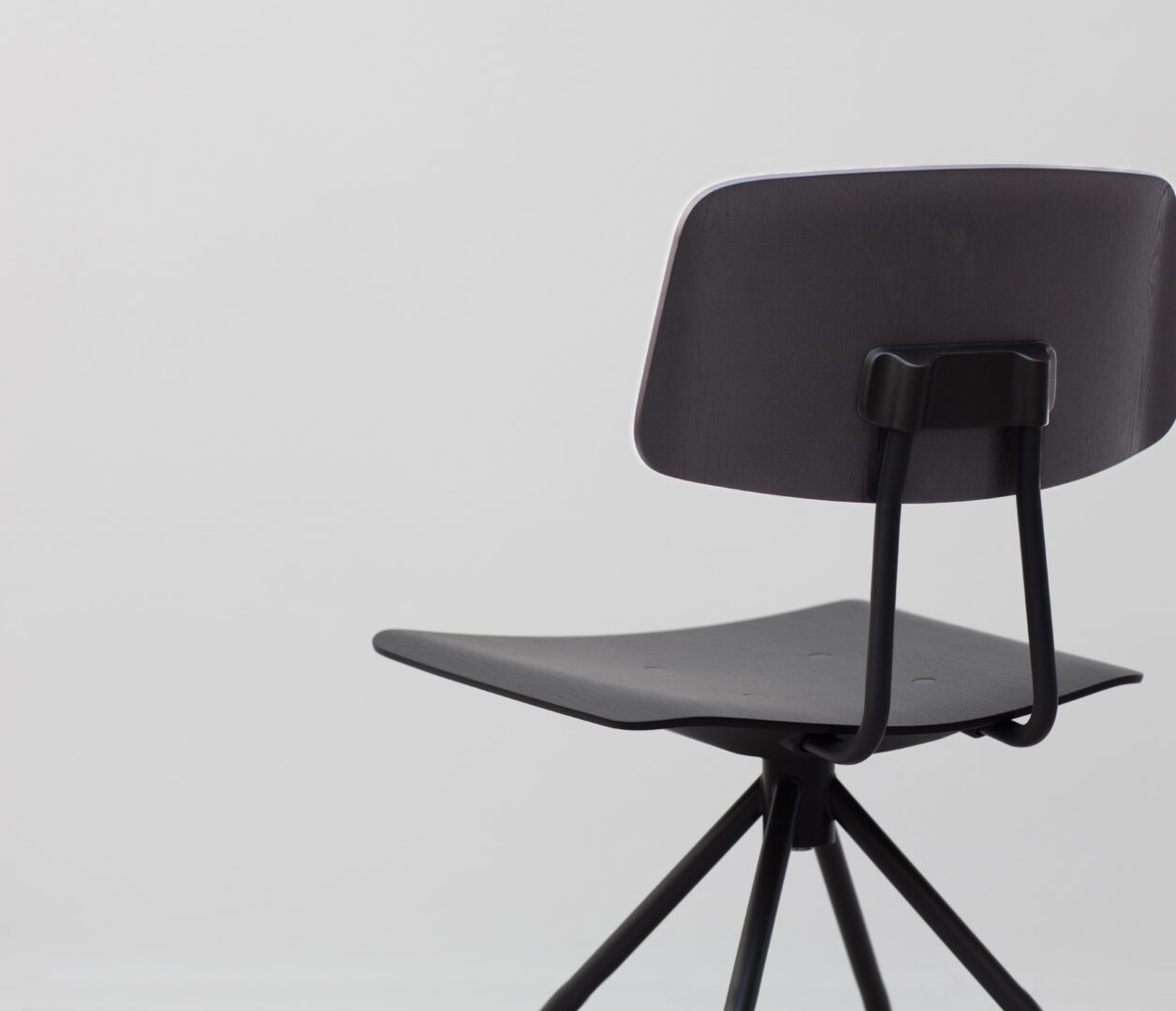 OCEE_FOUR – Chairs – Share Meet – Packshot Image (2).jpg